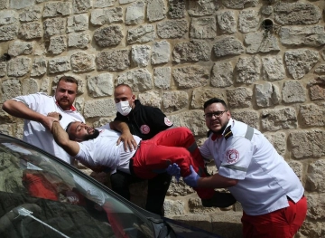 Minister of Health: The Occupation Deliberates in its Crimes Against Medical Teams