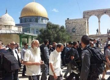 23 Incursions into Al-Aqsa Mosque and 51 Times of Preventing the Call to Prayer at the Ibrahimi Mosque During the Past Month