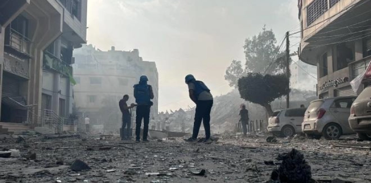 The Palestinian Red Crescent warns of the humanitarian crisis in the Gaza Strip