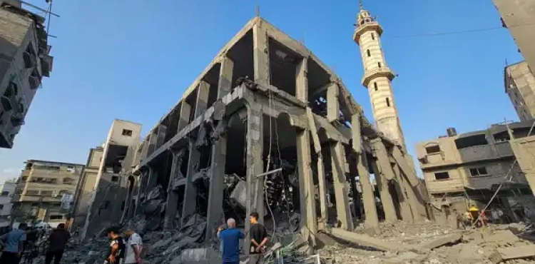 Israel bombs places of worship in Gaza and completely destroys 54 mosques