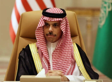 Israeli official: Tel Aviv will prevent Arab foreign ministers from entering Ramallah.