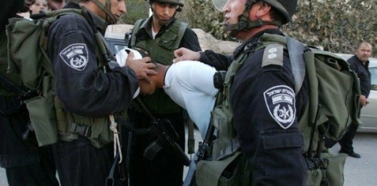 The occupation arrests four Jerusalemites, including a child