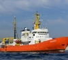The Libyan vessel &quot;Aquareos&quot; is still at sea with 141 people aboard.
