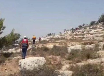 Dozens of injuries in clashes with the occupation in Ras Karkar village