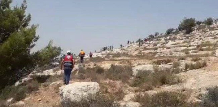 Dozens of injuries in clashes with the occupation in Ras Karkar village
