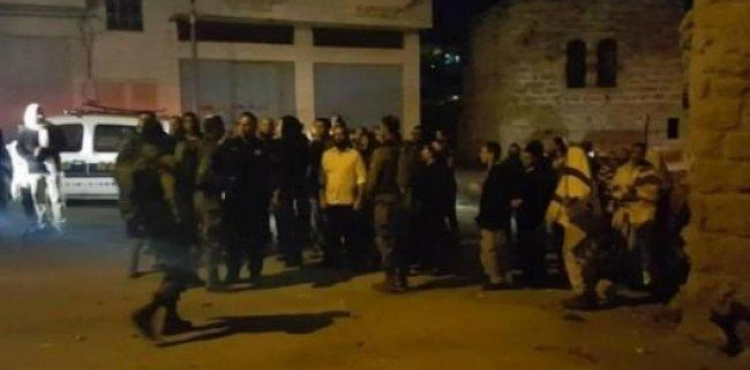 Settlers attack residents of Tel Armdah neighborhood in Hebron