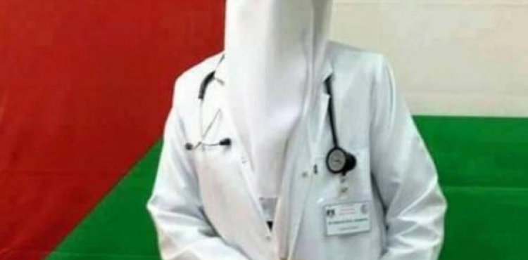 Israeli forces arrest Palestinian doctor from Hebron