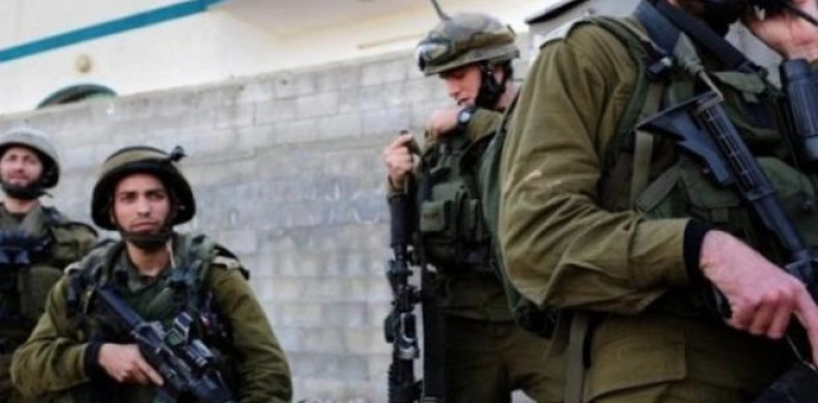 Al-Assir: Israeli occupation forces brutally attack families of prisoners