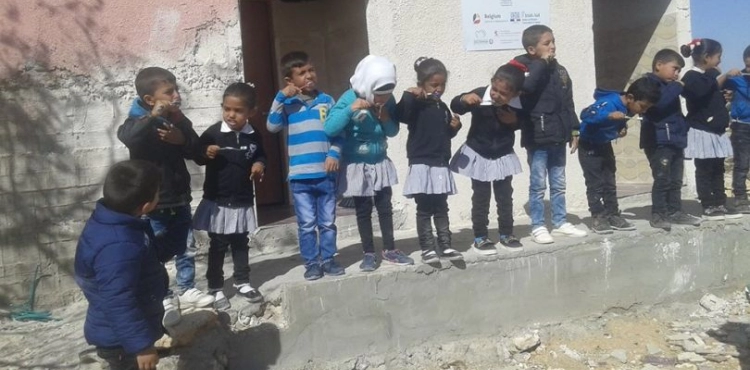 Israeli notices of demolition of school and residential facilities south of Hebron