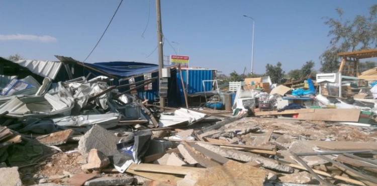 Israeli occupation destroys Palestinian facilities west of Salfit