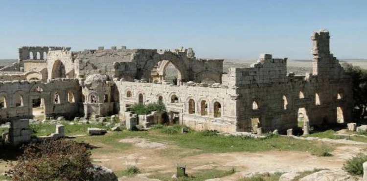 Salfit .. Settlement isolates the castle &quot;Deir Semaan&quot; archaeological