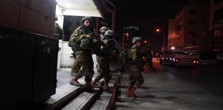 A large-scale Israeli campaign of arrests affects 22 Palestinians from the West Bank