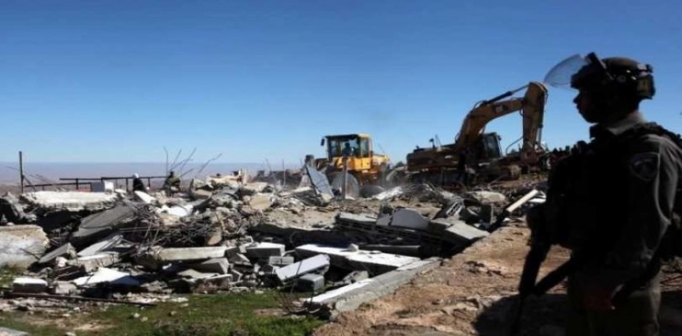 Occupation gives 100 families 21 days to demolish their homes  &quot;self &quot;