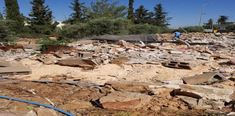Occupation destroyations agricultural and commercial facilities in Salfit and Jerusalem