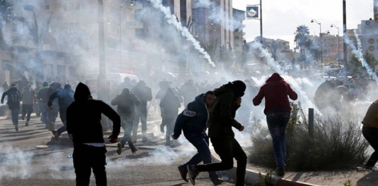 Two Palestinians, including a journalist, were injured during clashes with the Israeli occupation in the West Bank
