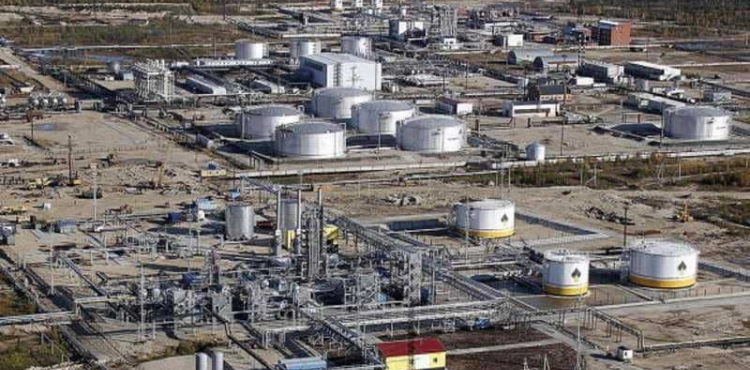 Commercial tensions land in oil