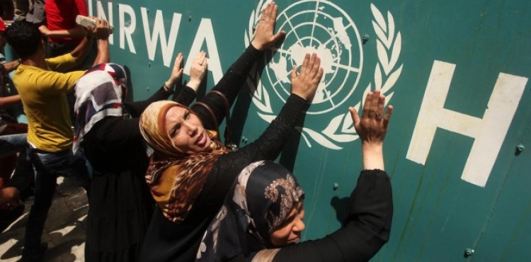 UNRWA and the Palestinian Authority condemn Washington&acute;s decision to cancel funding