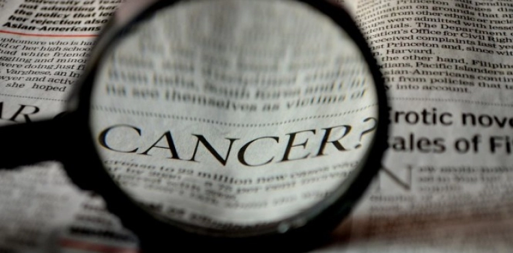 Artificial intelligence helps scientists detect cancer early.