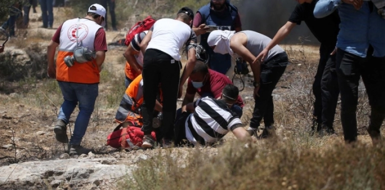 The Red Crescent: 294 injured in confrontations with the occupation in Beita and Usrin, and our crews were targeted