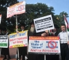 A demonstration in front of the White House condemning Bennett&acute;s visit