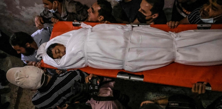 Gaza: Funeral of the child martyr Abu al-Nil to his final resting place
