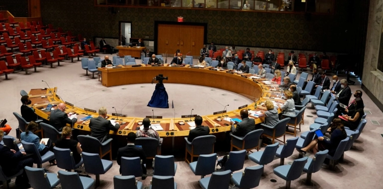 The UN Security Council adopts a resolution calling on the Taliban to ensure a &quot;safe&quot; exit for Afghans from Afghanistan