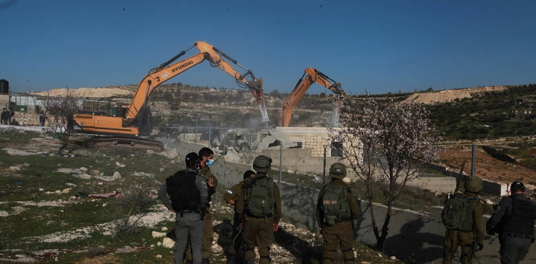 The occupation demolishes a house, a well, and agricultural facilities, south of Hebron
