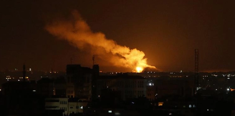 The occupation launches a series of air raids on the Gaza Strip