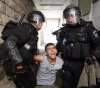 The occupation arrests 15 Palestinians from the West Bank
