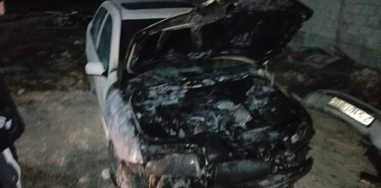 Settlers burn a vehicle in Oureef