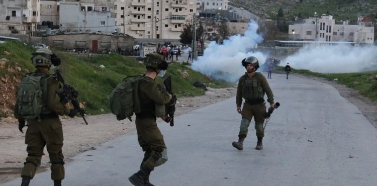 Two young men were injured by two gas bombs following the occupation&acute;s suppression of the Kafr Qaddum march