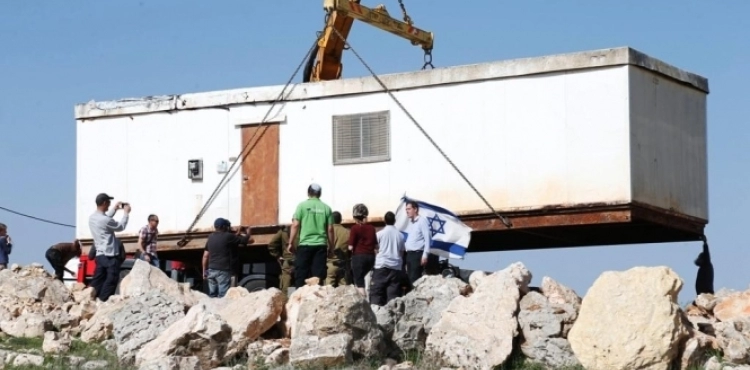 Settlers rebuild an outpost south of Nablus