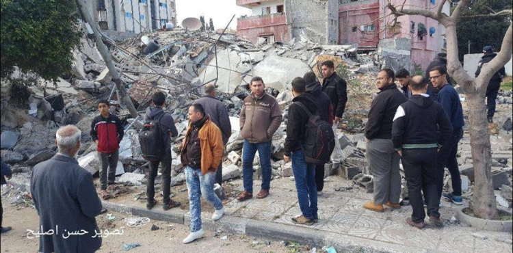 Witness: Destruction in the building of Al-committed insurance company in Gaza City