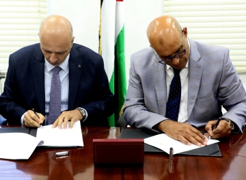 The Ministry of Education and the Prisoners Authority sign a memorandum of understanding to hold the high school exam for prisoners