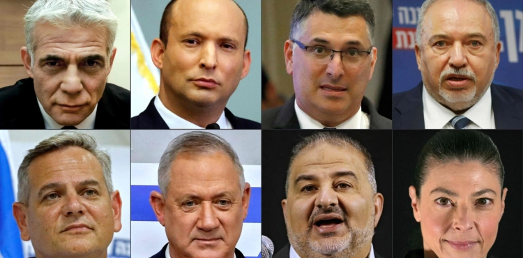 Lapid informs Rivlin of his success in forming a new government with the participation of the first Arab party and a right-wing alliance