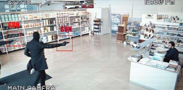 Artificial intelligence reveals the killer&acute;s weapon before the crime occurs.