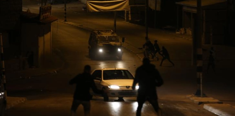 Israeli forces arrest 5 youths in West Bank raid