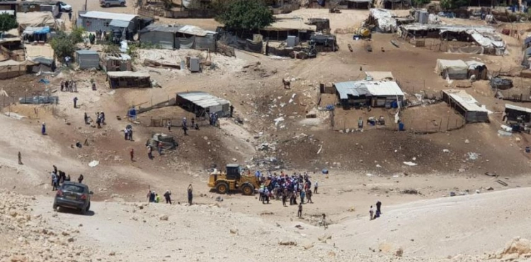 Israel claims that it received a letter from the International criminal  &quot;No objection&quot; to the evacuation of the Red Khan