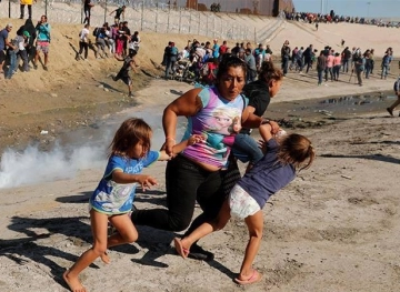 Trump defends use of tear gas against asylum seekers