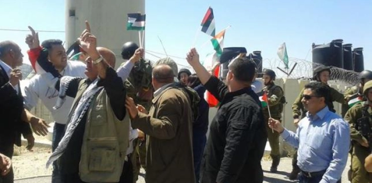 Israeli occupation forces rally at the checkpoint south of Nablus