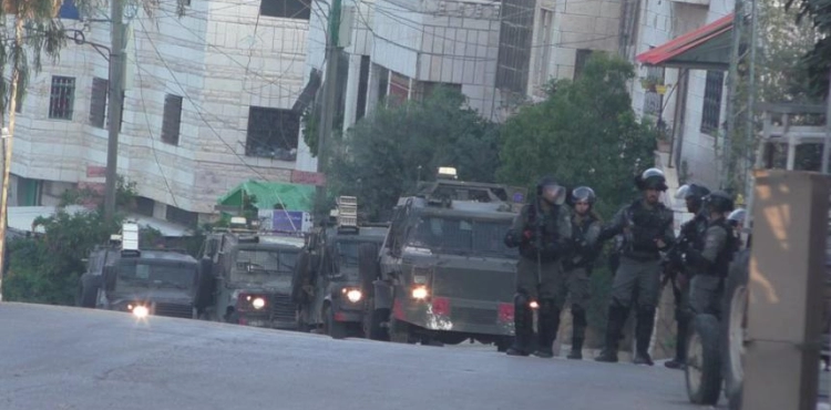 Wounded by suffocation during the occupation of Beit al-Khalil, north of Hebron