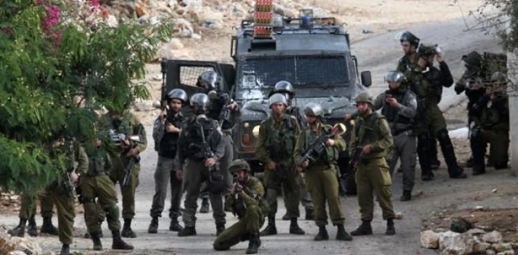 The occupation arrests 21 citizens in the West Bank and targets Gaza fishermen