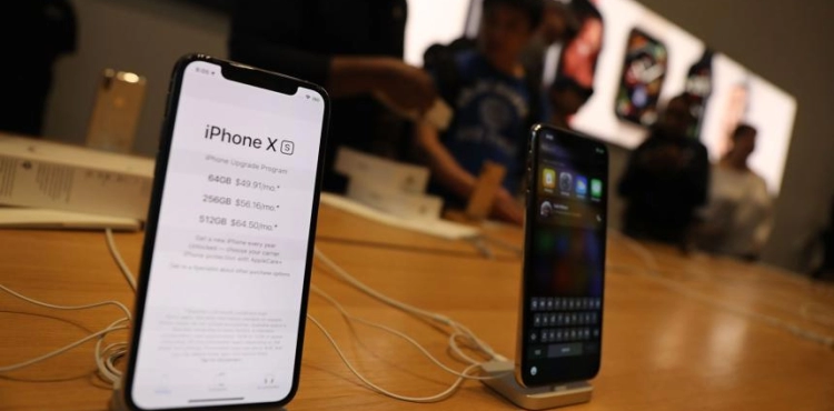 Apple desperately wants you to buy one of its new phones. And this is her method