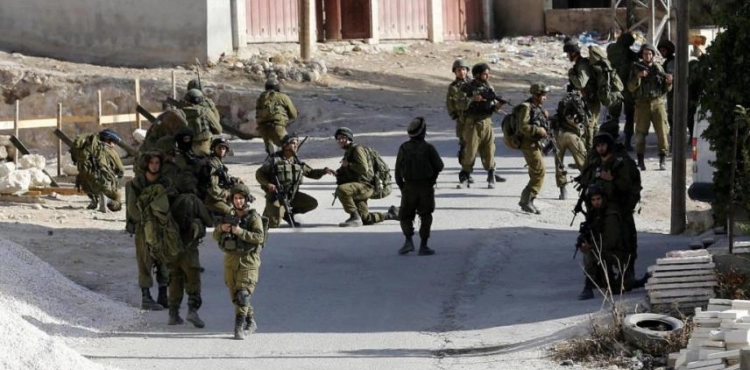 Israeli forces arrest 9 citizens from Nablus