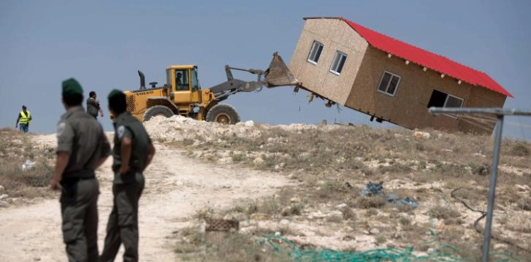 Knesset approves the legalization of outposts in the West Bank