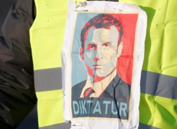 Shy gatherings of &quot;yellow jackets&quot; in the seventh week of protests in France