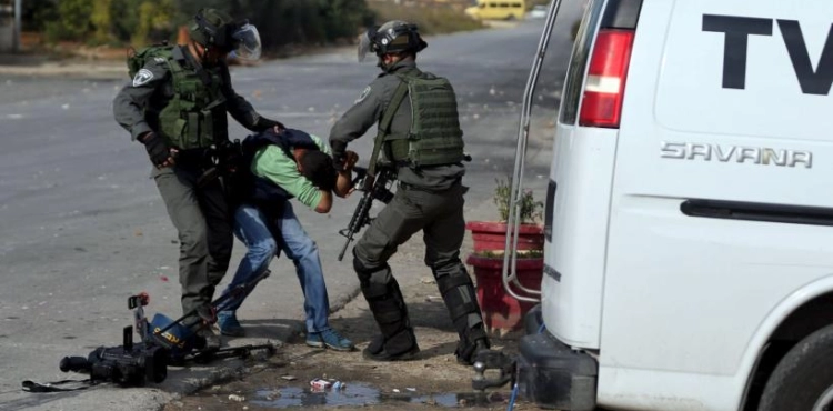 926 Israeli violations against journalists last year
