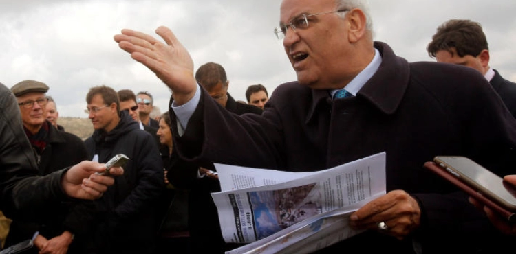 Erekat calls for airline to apologize to Palestinian woman Dana Farraj