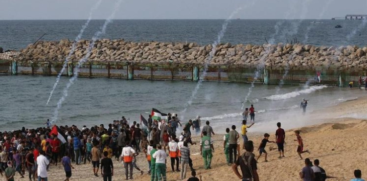 Injuries in Gaza&acute;s weekly naval march