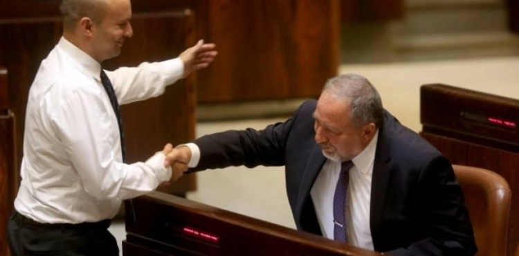 Bennett accuses Lieberman of surrendering to Hamas